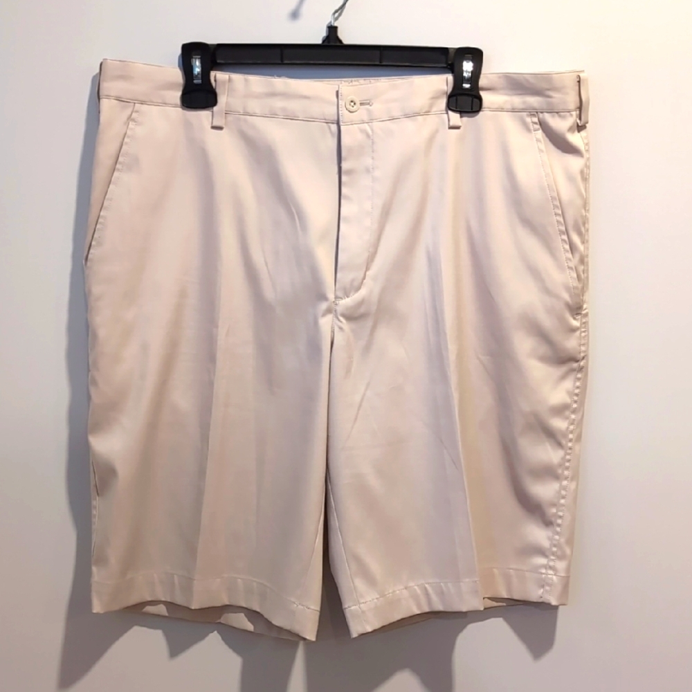 Nike Fit Dry Cream Golf Shorts